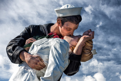 sailor dating, dating a sailor,romance,